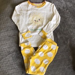 Carters size 2T 100% cotton pajamas